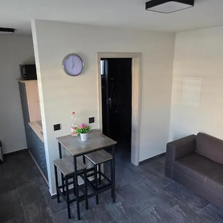 Herzo-apartment-ferienwohnung * Херцогенаурах